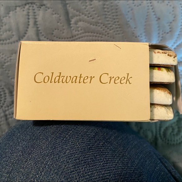 Set of 4 beautiful decoupage holiday coasters - Picture 5 of 5